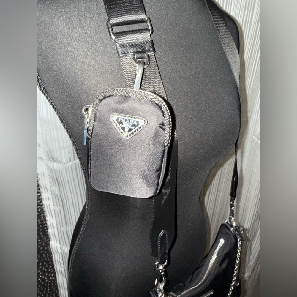Black Nylon Crossbody with Chain Detail - Picture 3 of 5